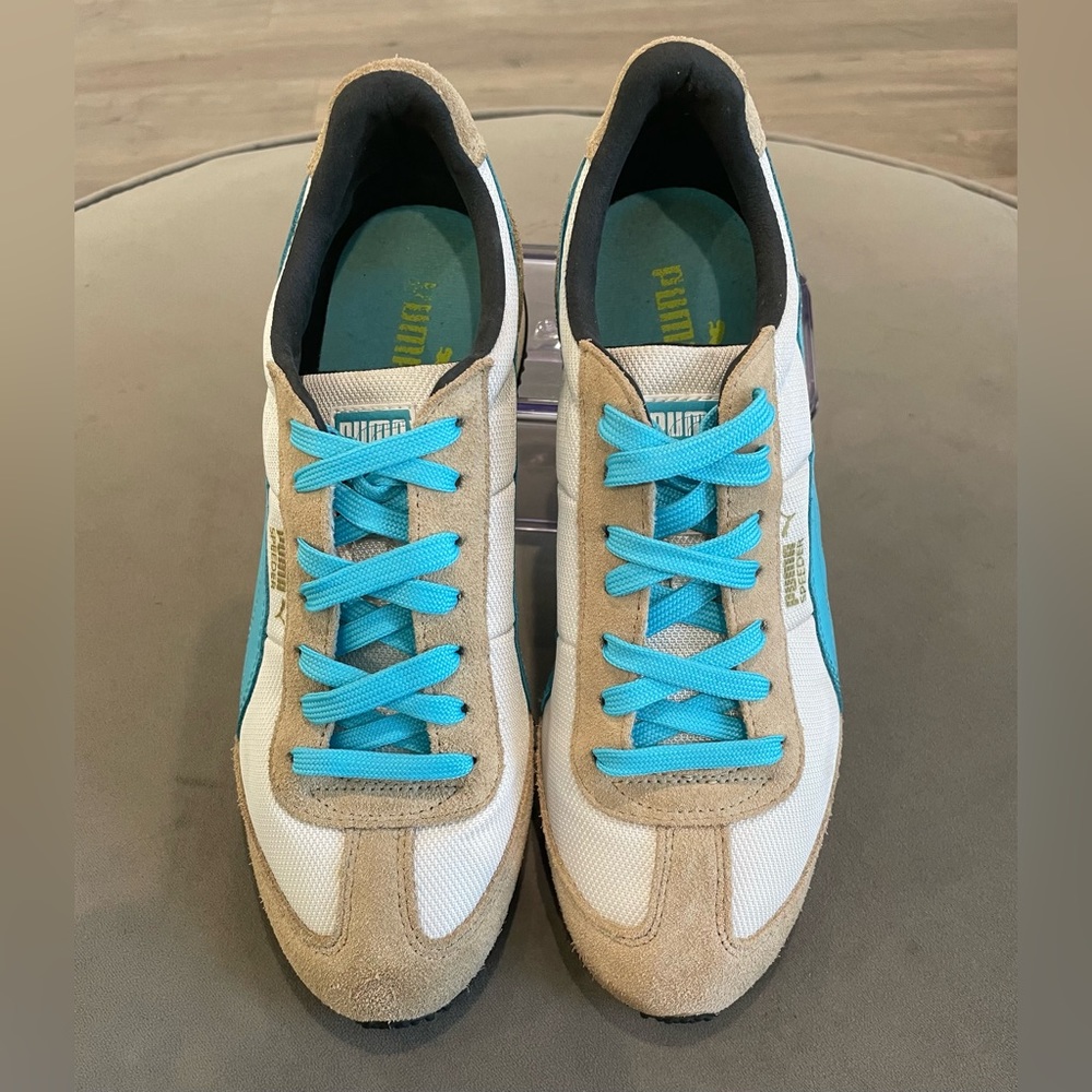 Puma Women’s Speeder in size 8; Colors:cream, beige and turquoise